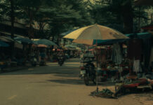 ตลาดนัดกลางคืนพัทยา: เดินตรงไหนถึงจะเจอของจริง ไม่ใช่แค่ที่จอดรถ? ตลาดนัดกลางคืนพัทยา: เดินตรงไหนถึงจะเจอของจริง ไม่ใช่แค่ที่จอดรถ?
